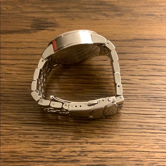 MK watch - Picture 3 of 4